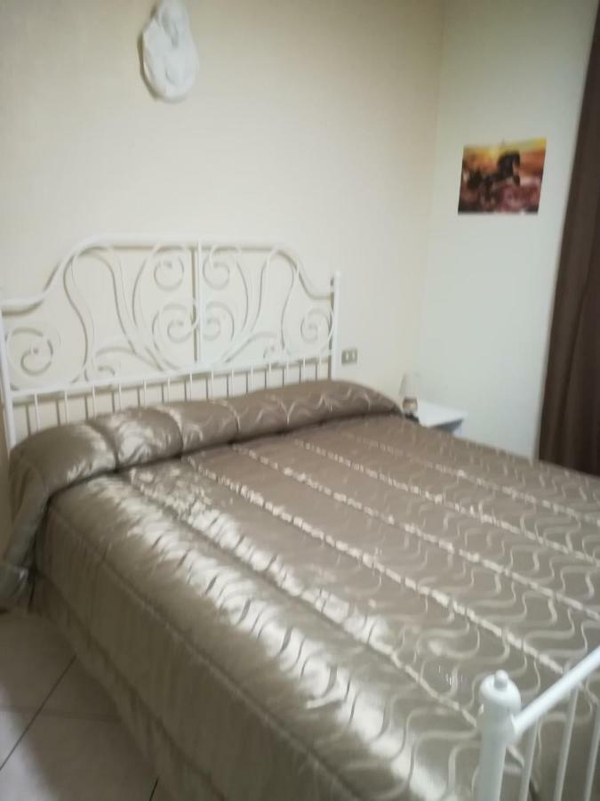 Porto SantʼElpidio Affittacamere Lo Scoiattolo Di Mannocchi Lorella מראה חיצוני תמונה